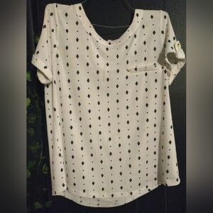 Women's White and Black Patterned Top